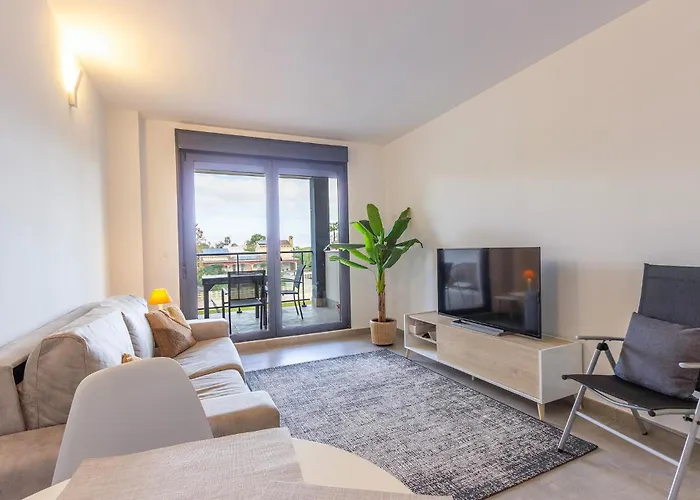 1 Bedroom Lovely In *