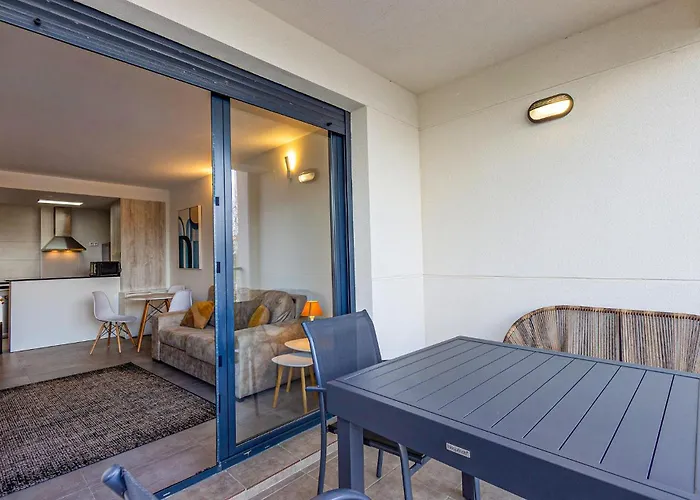 1 Bedroom Lovely In Lägenhet *